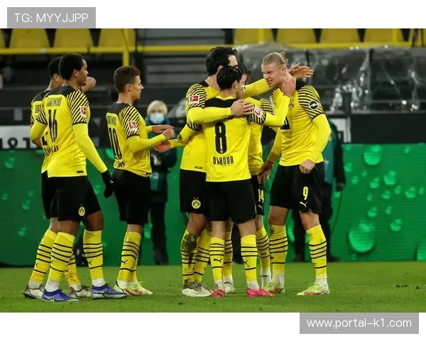 多特蒙德3-3遭斯图加特绝平，昂达夫帽子戏法闪耀伊杜纳信号公园